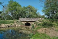 pont, ponceau (la Seille canalisée)