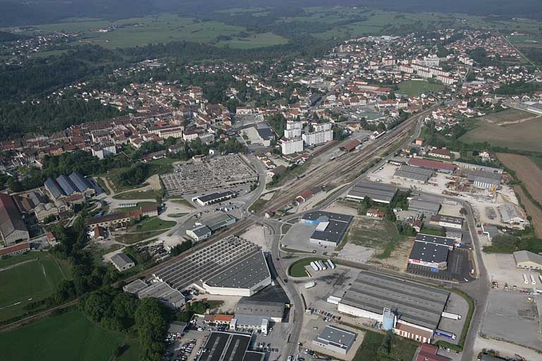 gare de Champagnole (voie ferrée Andelot - La Cluse)