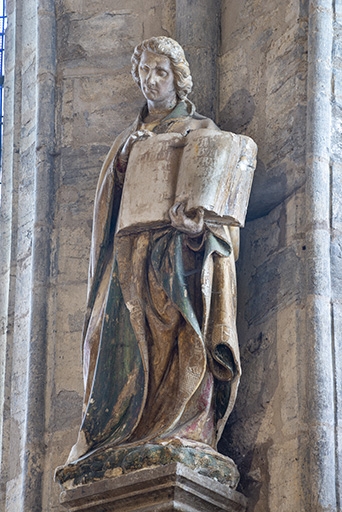 statue : saint Jean