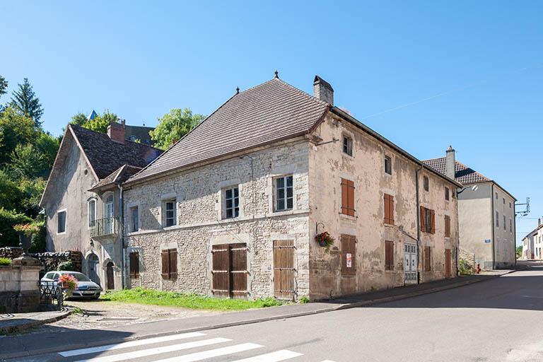 Les maisons et les fermes de la commune de Gy