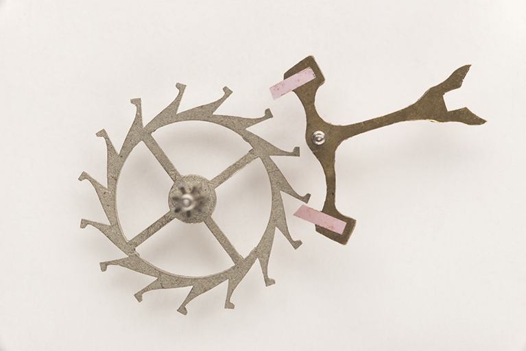 mécanisme d'horloge (échappement à ancre)