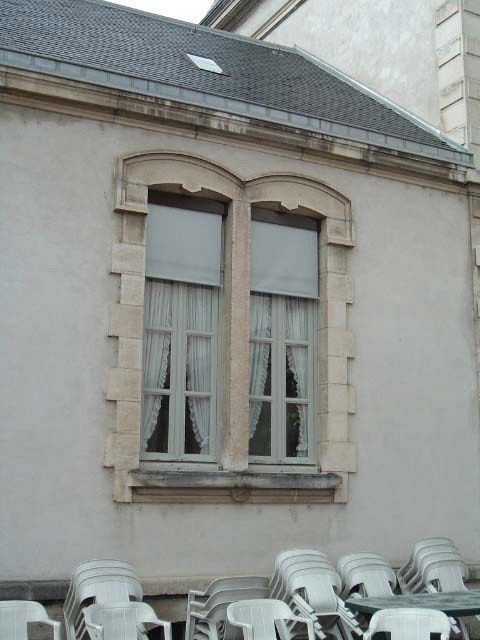 hospice dit hospice Pernet ; aujourd'hui maison de retraite Pernet