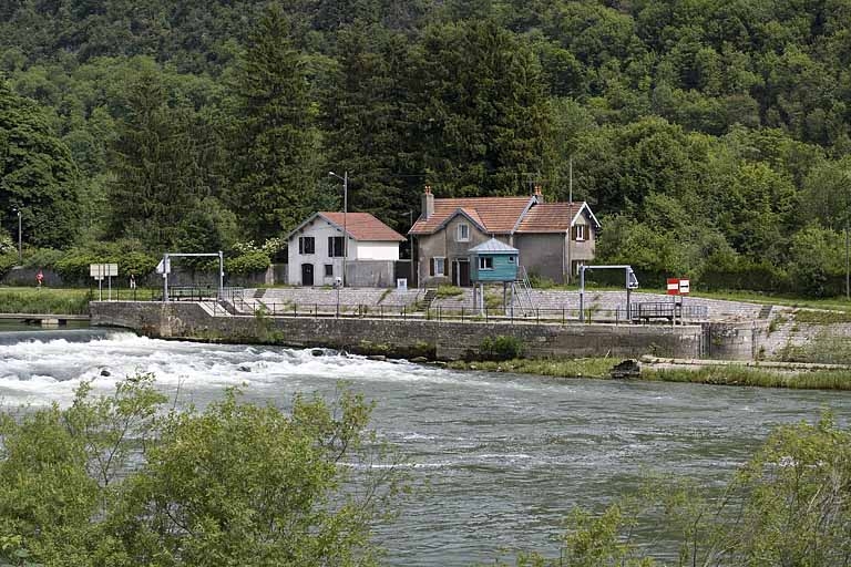 site d'écluse n° 52 de Velotte (canal du Rhône au Rhin)