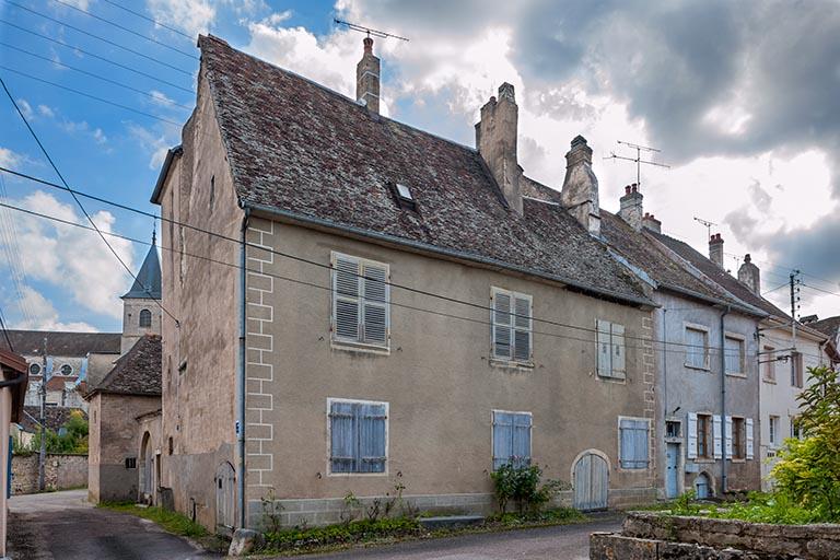 Les maisons et les fermes de la commune de Gy