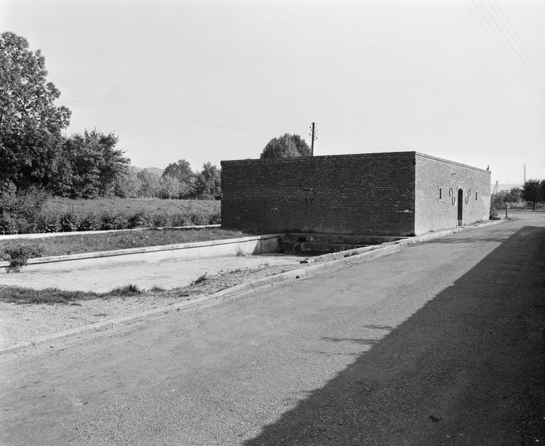 lavoir (canal du Nivernais)