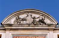 école dite Ecole française, caisse d'épargne