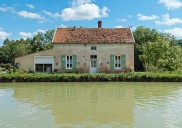 maison de garde (canal de Bourgogne)