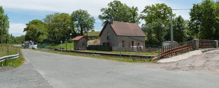 site de l'écluse 07 du versant Océan ; dite de la Roche ou de Saint-Gelin (canal du Centre)