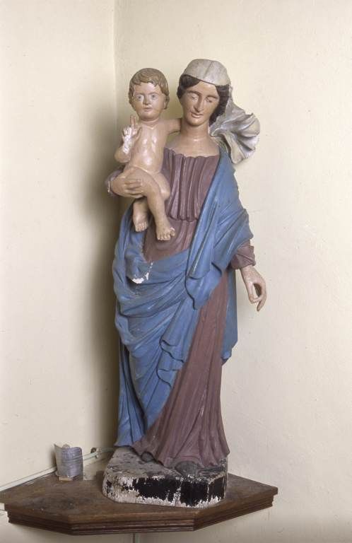 statue : Vierge à l'Enfant