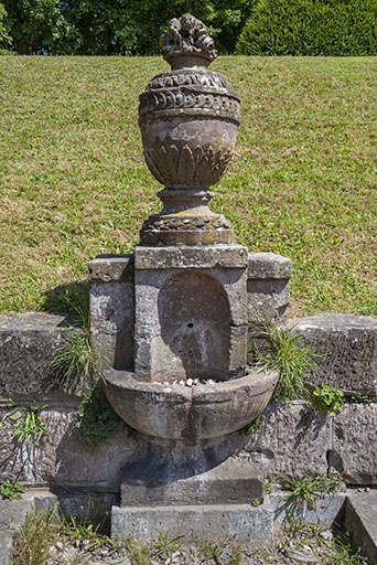 fontaine ferrugineuse