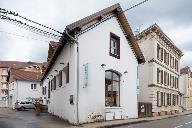 distillerie Adolphe Parrot, puis Boisson, actuellement magasin de commerce