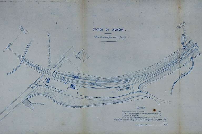 gare du Vaudioux (voie ferrée Andelot - La Cluse)