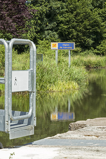 le canal de l'Est, branche sud, actuellement canal des Vosges