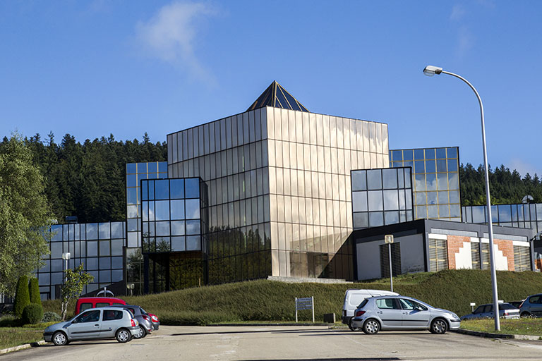 usine d'horlogerie (usine de montres), fonderie et usine de petite métallurgie (usine de bijouterie et joaillerie) Christian Bernard