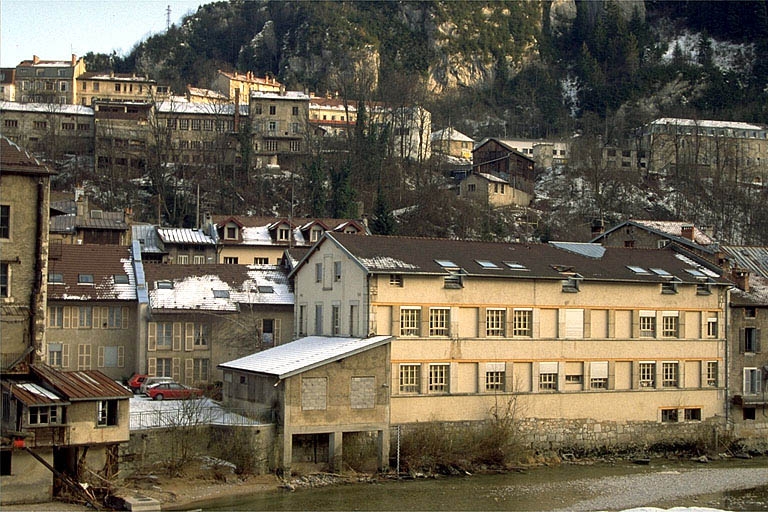 maison, usine d'estampage et d'emboutissage H. Genoud et Grandmottet, puis usine de tabletterie dite usine de pipes Gros-Grenier-Ostorero et Cie