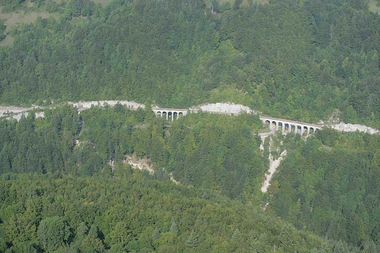 viaducs du Puits et du Crêt (voie ferrée Andelot - La Cluse)