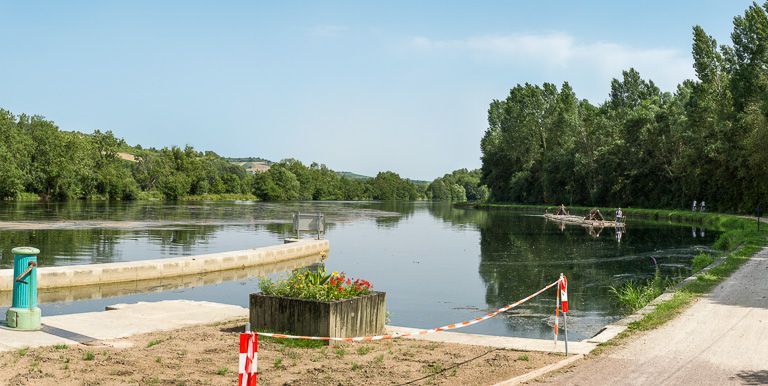 site de l'écluse 76, dite de la cour Barrée ou de Belle-Ombre (canal du Nivernais)