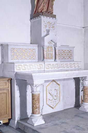 autel, 2 gradins d'autel, tabernacle (autel de saint Joseph)