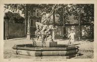 statue de fontaine : Neptune (modèle n° 8387 du catalogue Ducel)