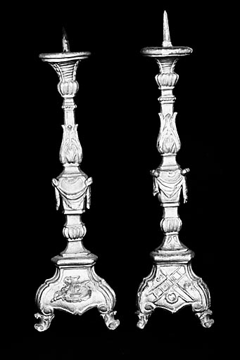 6 chandeliers d'autel