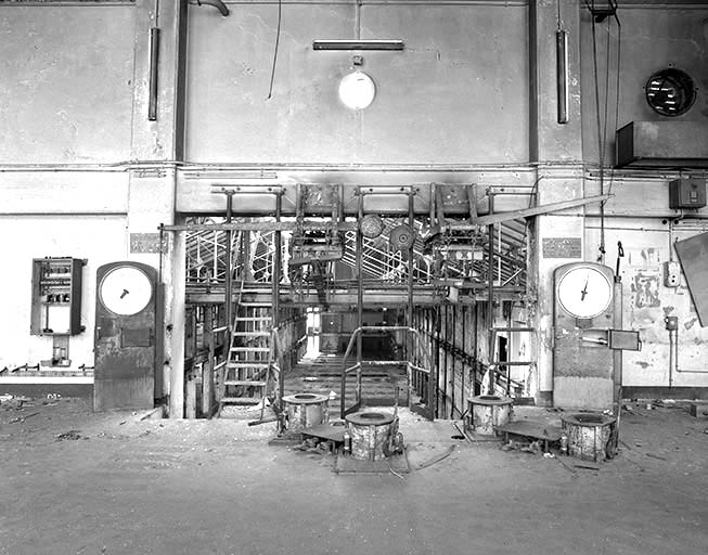 usine à papier de la société des Papeteries Bisontines, usine de fibres artificielles et synthétiques dite usine des Soieries puis de la Rhodiacéta