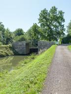 pont sur l'écluse 43 du versant Seine, dite de Cuncy (canal du Nivernais)