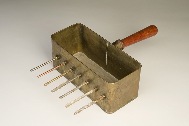 instrument de mise en évidence des chaleurs spécifiques (appareil d'Ingenhousz)