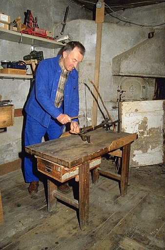 maison, atelier de fabrication d'instruments de mesure dit fabrique de mesures linéaires Prost-Rosset
