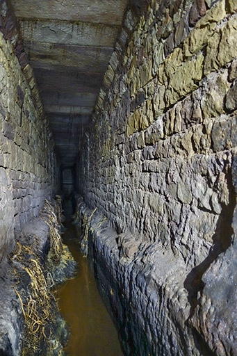 canaux souterrains de la source du Temple et de la source du Puits Romain