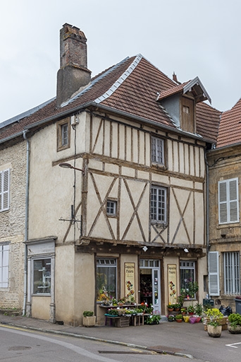 maison à boutique 12 rue Charles-Bontemps