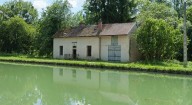 maison de garde (canal de Bourgogne)