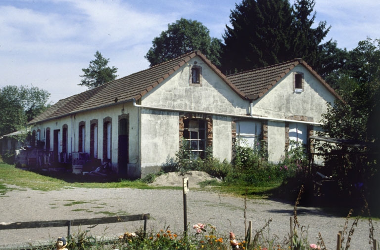 usine de boissellerie Woerlin, puis usine de petite métallurgie Hanauer-Woerlin, actuellement atelier