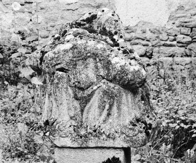 statue : Vierge de Pitié
