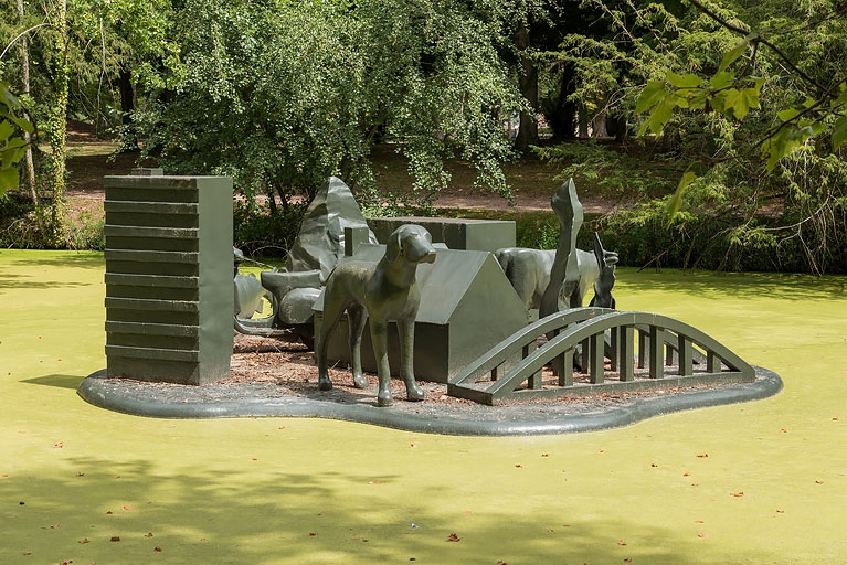 groupe sculpté : Sans titre (L'Île)