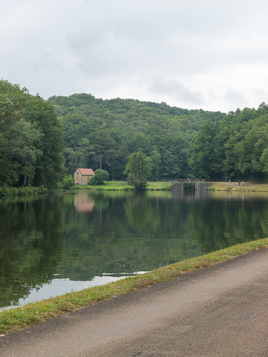 site de l'écluse 11 du versant Seine, dite de Bellevue (canal du Nivernais)