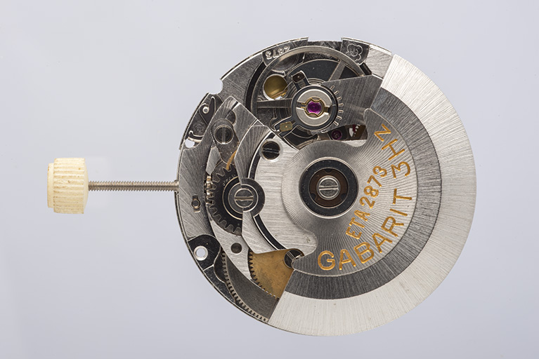 mécanisme d'horloge (mouvement de montre mécanique ETA 2873)