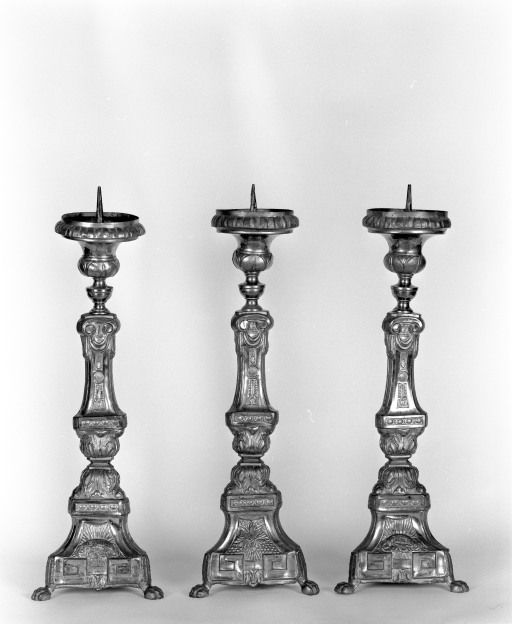 croix d'autel, chandelier d'autel (4, série)
