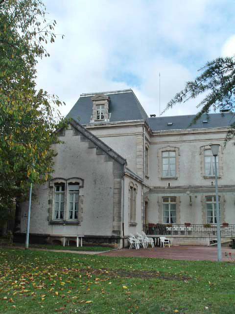 hospice dit hospice Pernet ; aujourd'hui maison de retraite Pernet