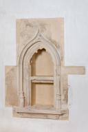 lavabo de la chapelle nord (chapelle de Jehan Géliot)