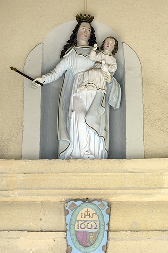 statue : Vierge à l'Enfant