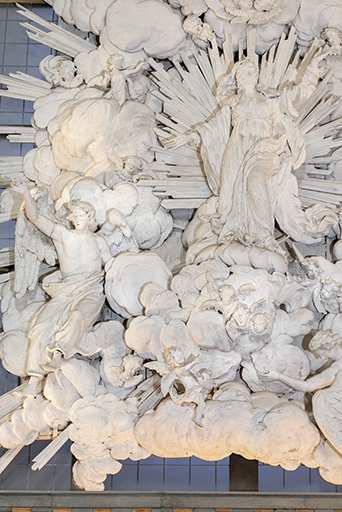 groupe sculpté : l'Assomption