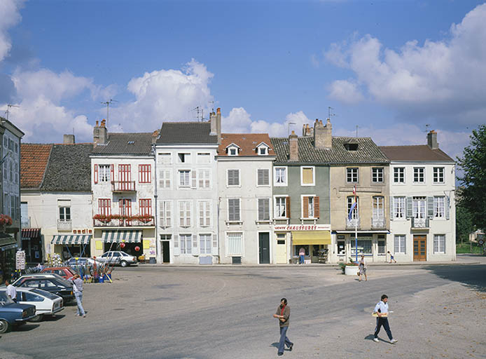 maisons ; fermes