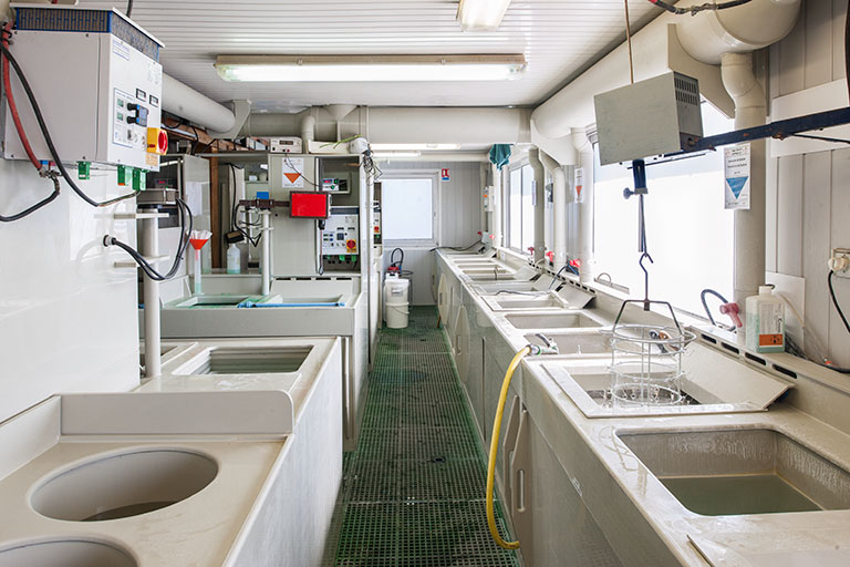 ferme, usine de traitement de surface des métaux des Ets Bernard Patois