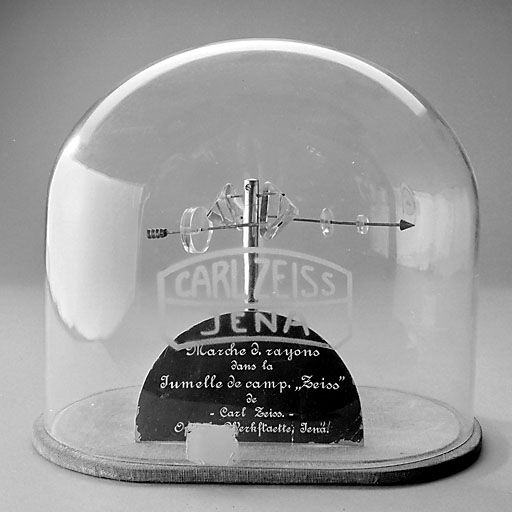 instrument de démonstration en optique Zeiss