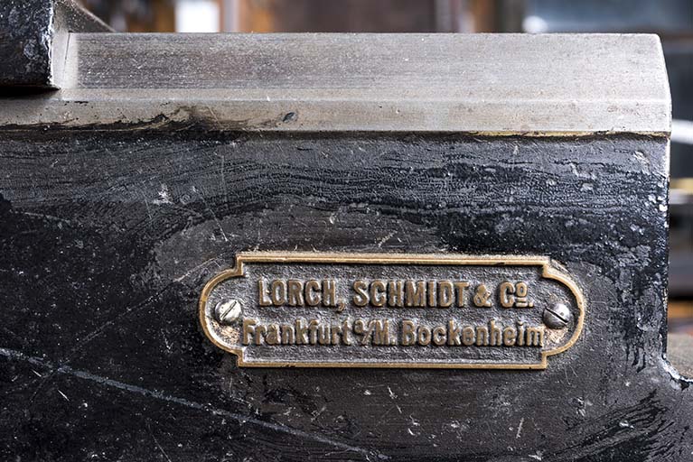 machine à tourner (tour d'outilleur Lorch, Schmidt & Co)