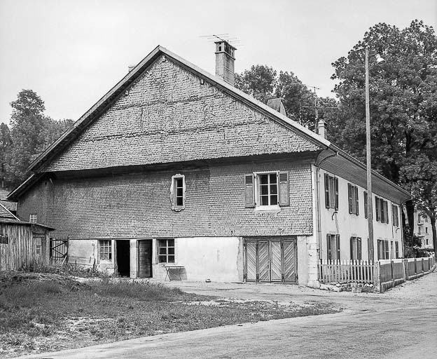 ferme cadastrée 1962 AB 12