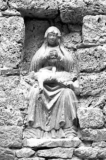 statue : Vierge de Pitié