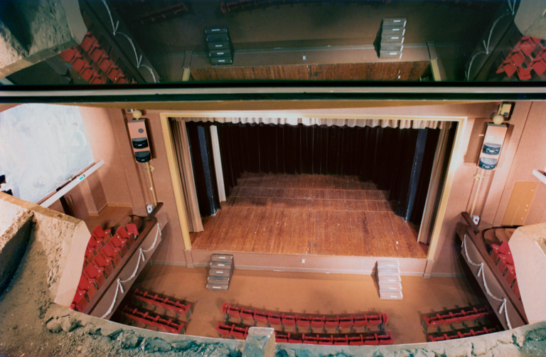 maison du peuple et théâtre municipal