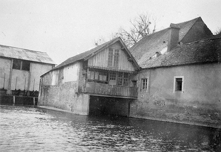 minoterie dite moulin du Moulin rouge, puis minoterie Ponard et centrale hydroélectrique