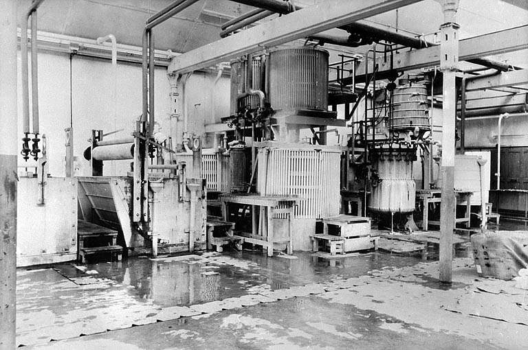 filature de laine peignée Schwartz et Cie, puis usine de teinturerie Achtnich, actuellement magasin de commerce